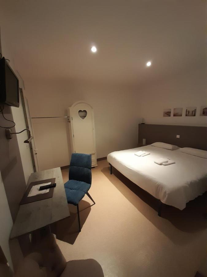 Les Sables-dʼOlonne Hotel Les Voyageurs מראה חיצוני תמונה