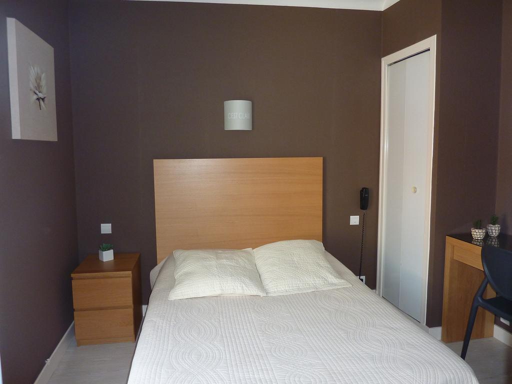 Les Sables-dʼOlonne Hotel Les Voyageurs חדר תמונה